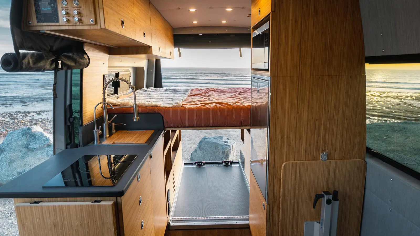 Peanut Butter: bambusový campervan s útulným interiérem
