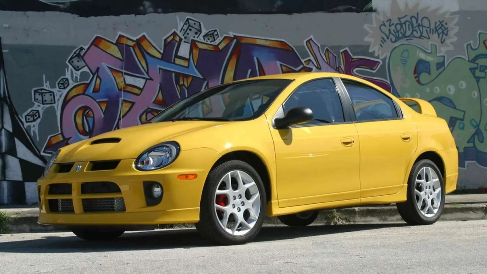 Dodge Neon GLHS: fanouškovský třídveřový kompaktní hot hatch
