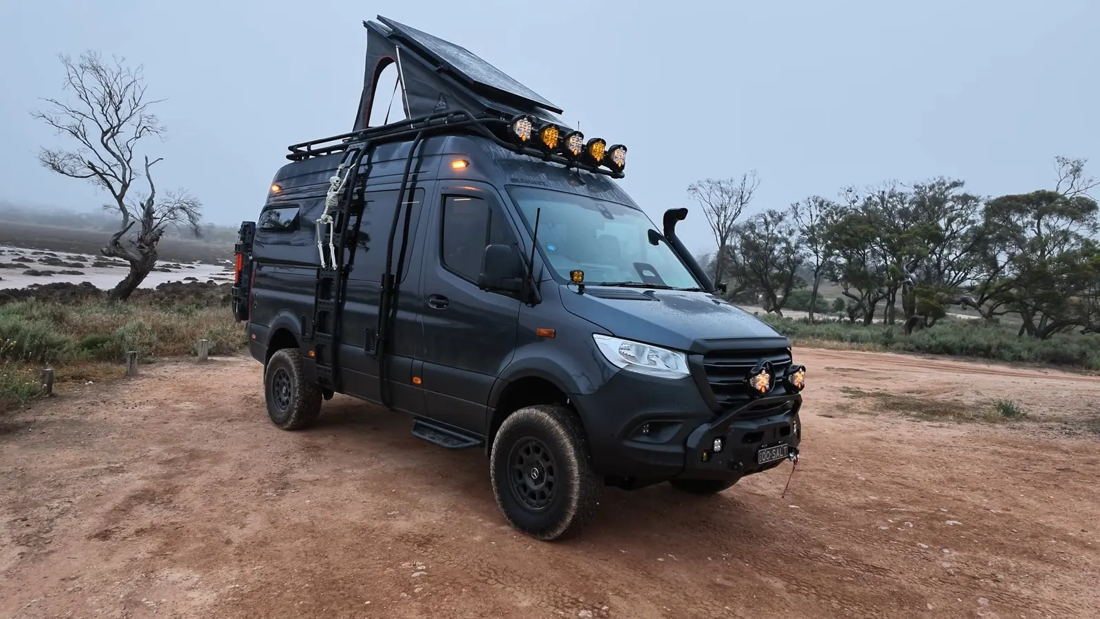 Salt Lake: rodinný terénní camper od Summit Vans 2025