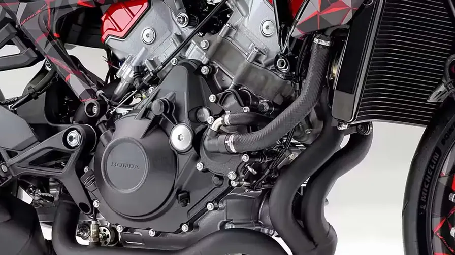 Honda V3R 900 E-Compressor: kompaktní V3 pro touring